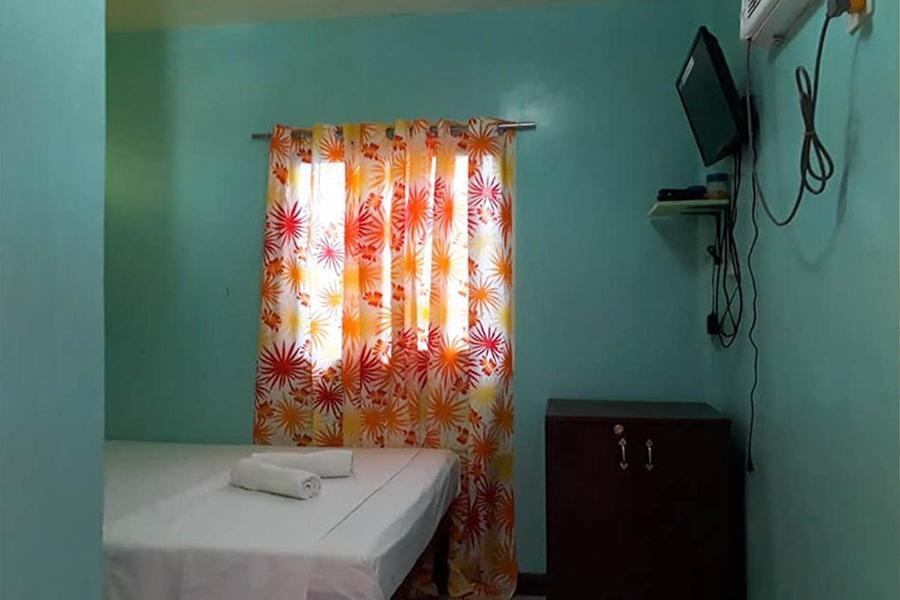 Dohibern Beach Resort バンタヤン島 部屋 写真