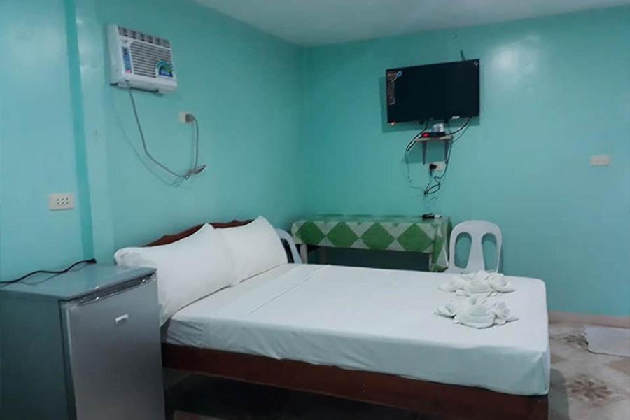 Dohibern Beach Resort バンタヤン島 部屋 写真